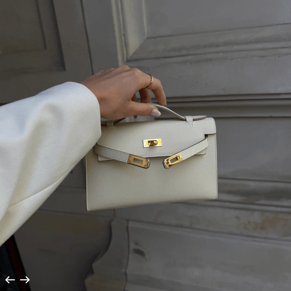 🍦Elegant Cream Off-White Mini Bag ☁️